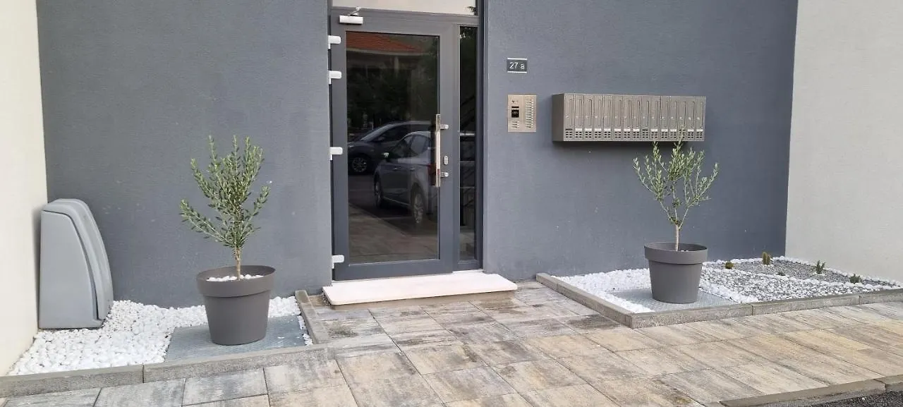 Apartments Elite Trogir 0*,